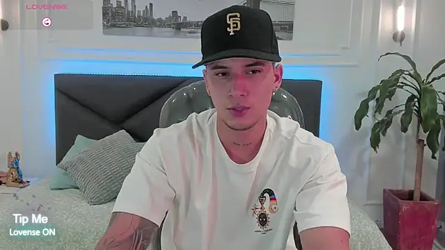 Damian23__ live sex cam