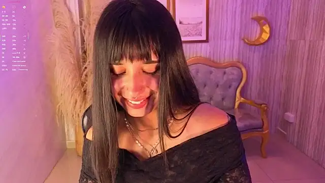 allyssa_bellini_s's cam snapshot