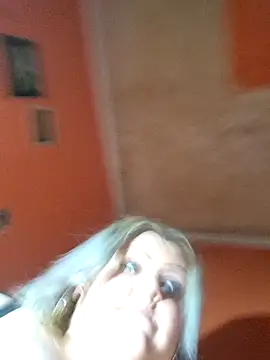 ducicsajsziii live sex cam