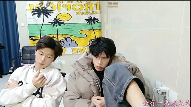 stripcha-798's cam snapshot