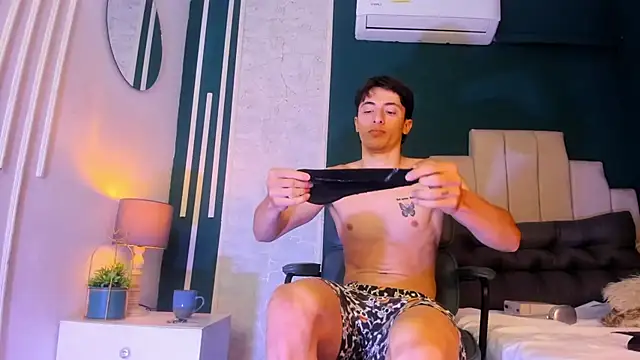 AlessandroDybala's cam snapshot