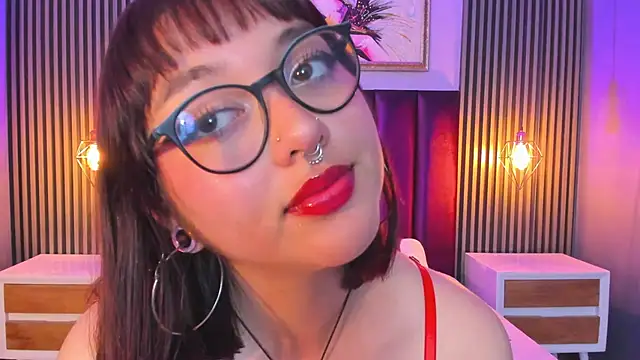 Violett_Prince1's cam snapshot