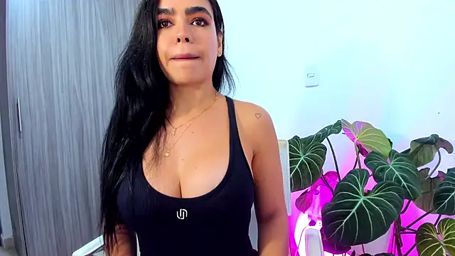 Sara_Leblanc's cam snapshot