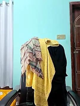 Bristy- live sex cam