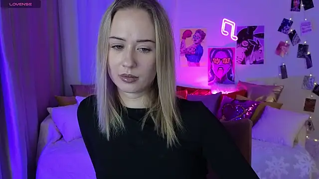 SashaBrooks live sex cam