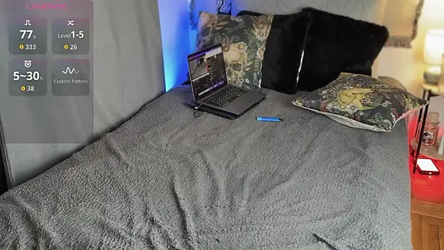 inked-vvitch live sex cam