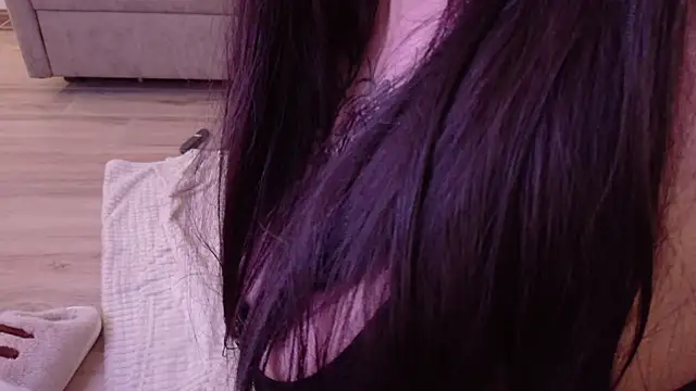 Yuriko_May live sex cam