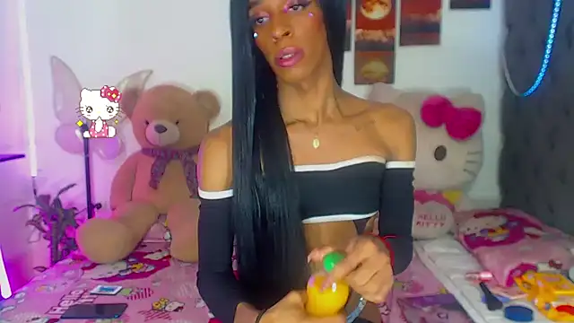 lucianadolll live sex cam