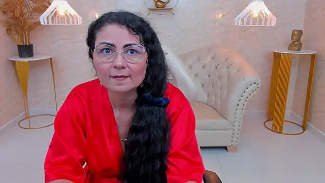 MiaMaturee's cam snapshot