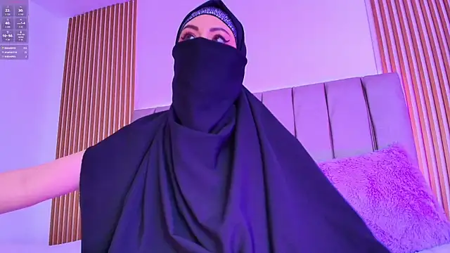 fatiima_'s cam snapshot