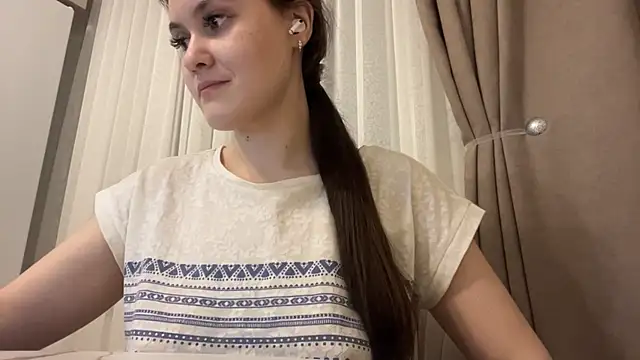 LanaLive's cam snapshot