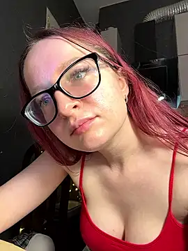 coy_girl_'s cam snapshot