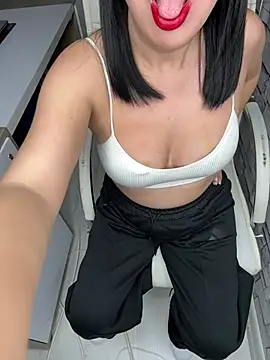 esmerbebek777 live sex cam