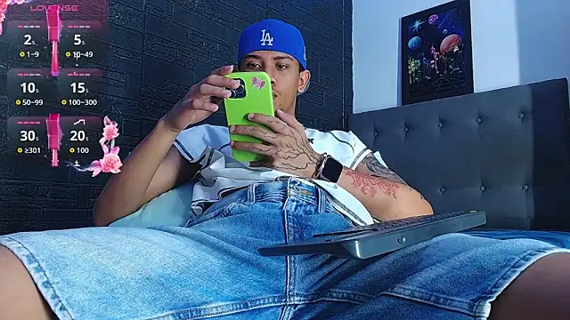 Romancartier_1 live sex cam