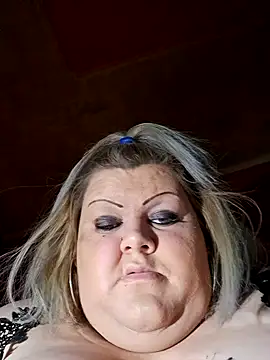 ducicsajsziii live sex cam