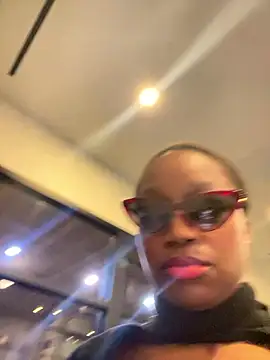 tia___fox's cam snapshot