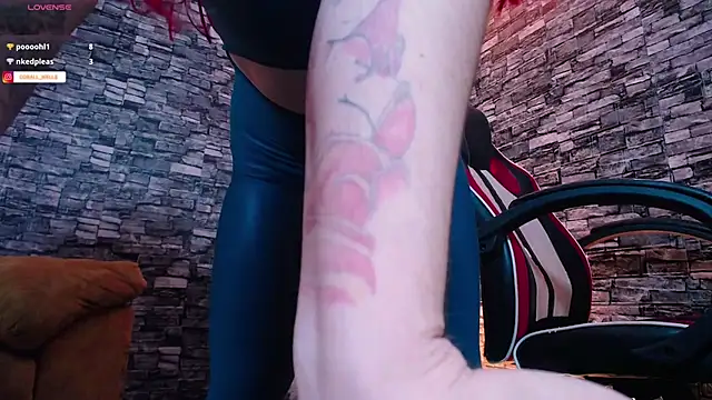 corallwells live sex cam