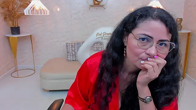 MiaMaturee's cam snapshot