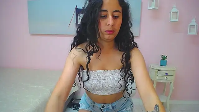 scarlett_clyde's cam snapshot