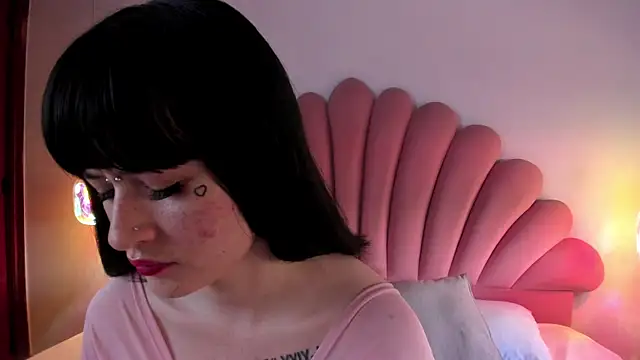 AnnaMitchells's cam snapshot