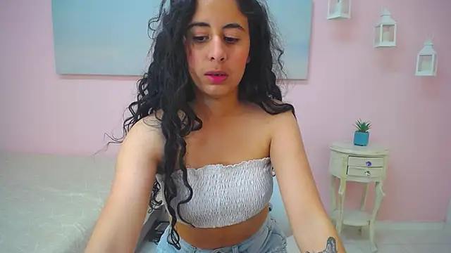 scarlett_clyde's cam snapshot