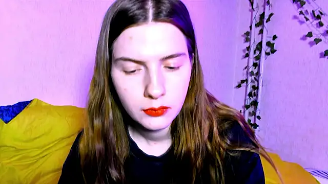 AliceCUNTach's cam snapshot