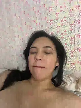 Esmerald_1111's cam snapshot