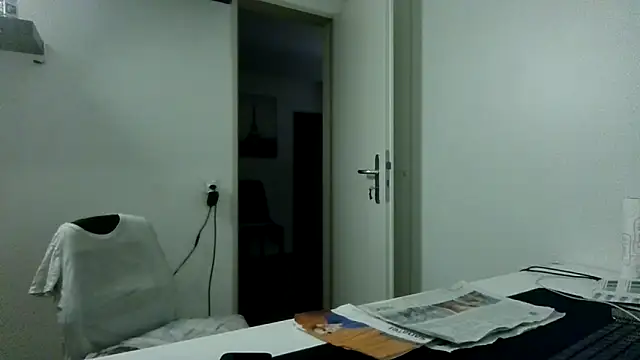 alpha-hunk live sex cam