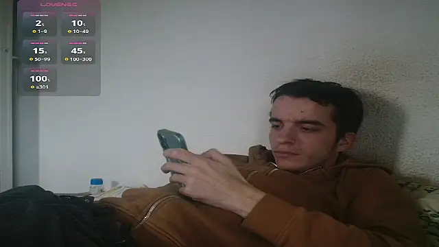 Tombgy07's cam snapshot