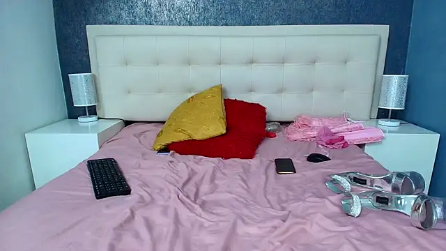 Celestial_Queen_ live sex cam