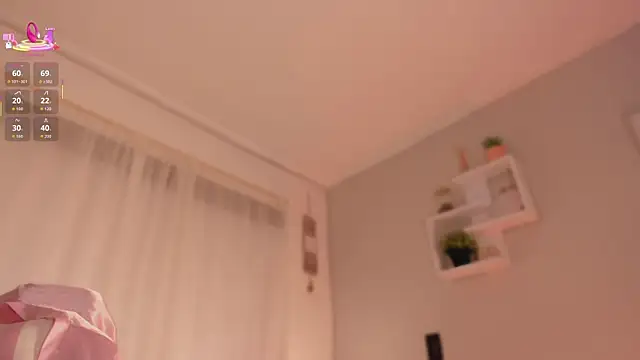 caro_sanchezz's cam snapshot