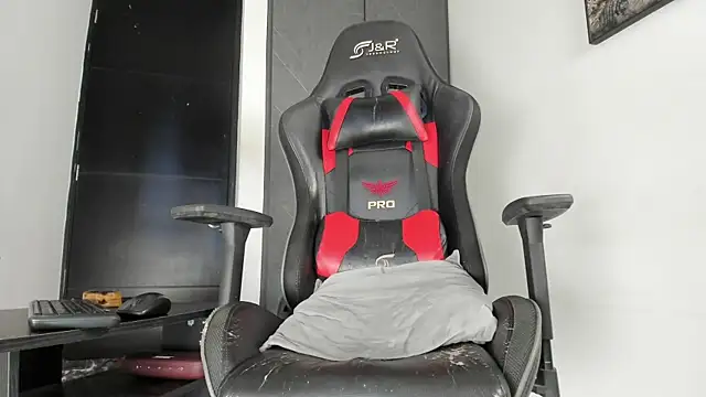 sergiio_mesa27 live sex cam