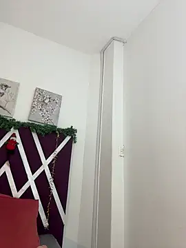 _miaquevedo_'s cam snapshot