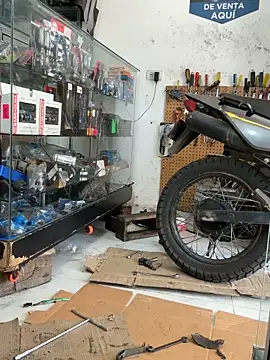 Paul22cm- live sex cam