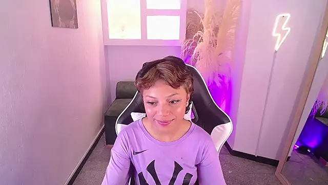 melodyy_as's cam snapshot