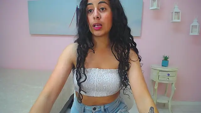 scarlett_clyde's cam snapshot