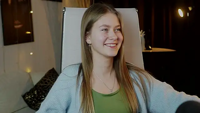 EveMundie live sex cam