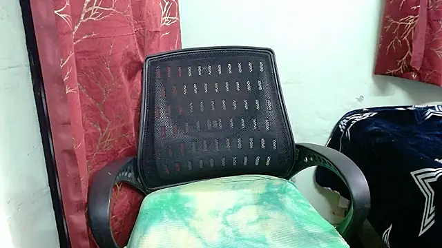 sweet-alia's cam snapshot