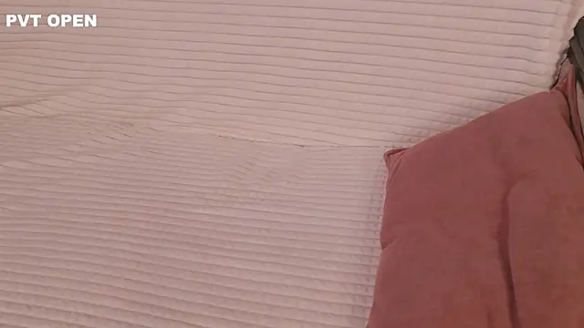 hlopushkahouse live sex cam