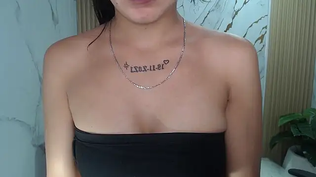 Kendall_b's cam snapshot