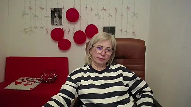 LaurenWishy live sex cam