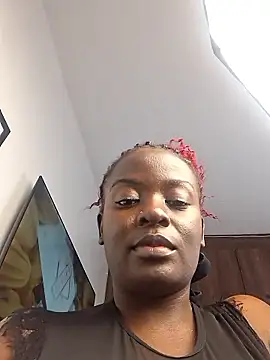 bustytemptress1 live sex cam