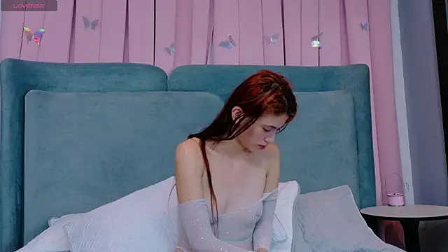 Julieth_Lovee's cam snapshot