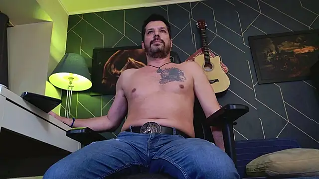 ChrisKox live sex cam