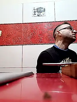 vasgabri's cam snapshot