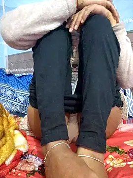 124pakhi's cam snapshot