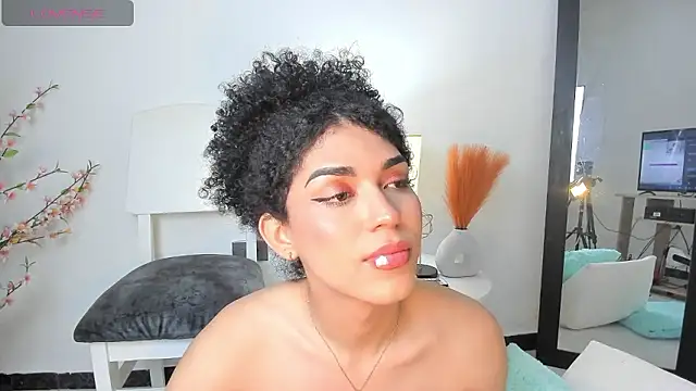 yess__daddy1's cam snapshot