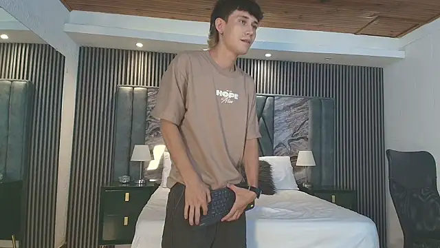 Michael_blue's cam snapshot