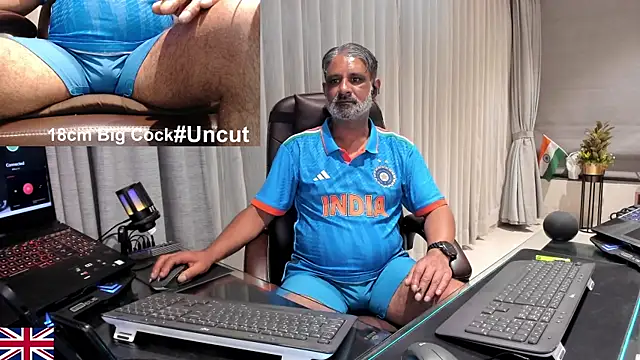 OnlineBossUK live sex cam