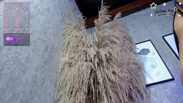 Lena_helleen live sex cam